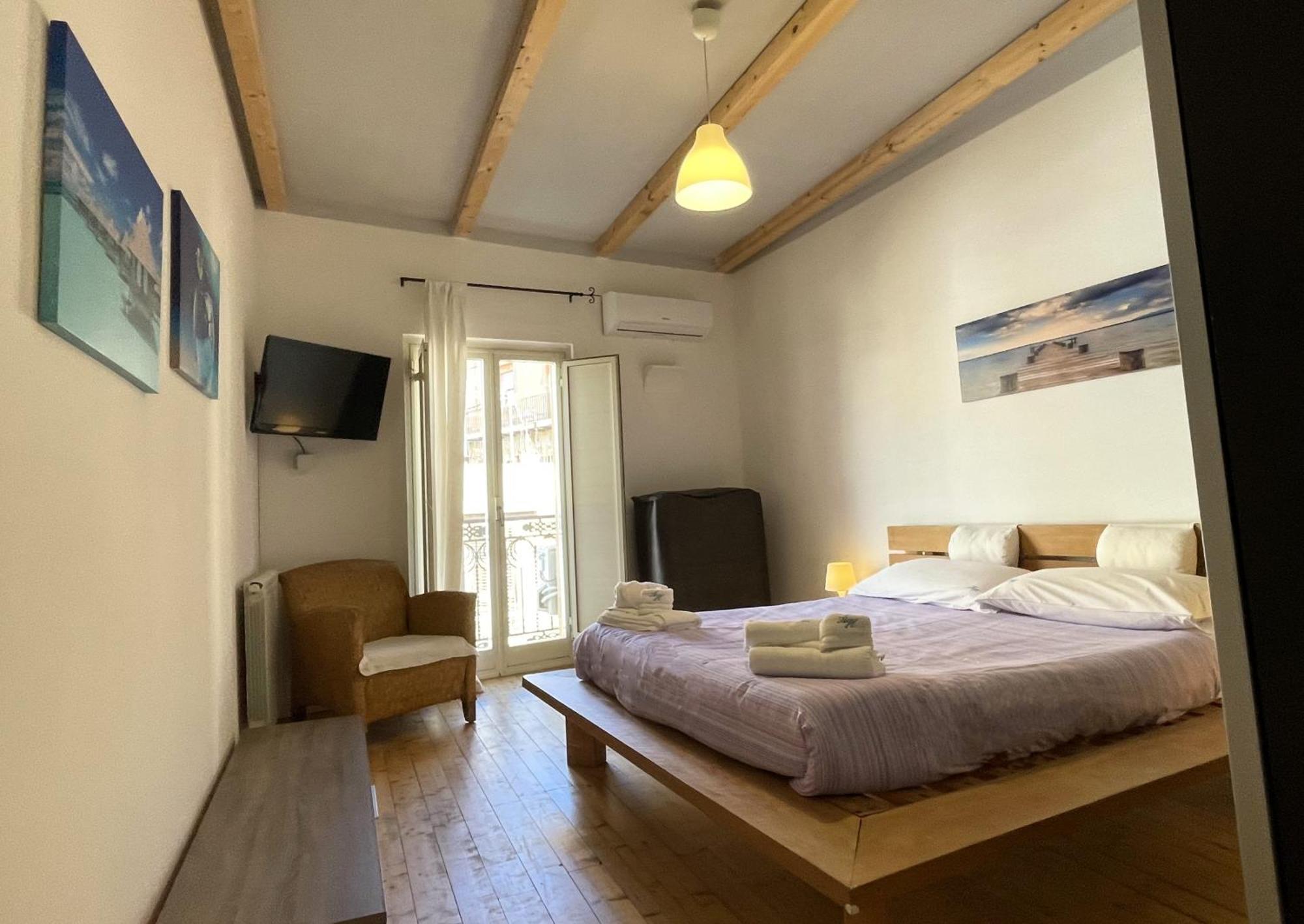 2 Apartments - Akragas Home 1 & 2 On Via Atenea City Center With View Агридженто Екстериор снимка